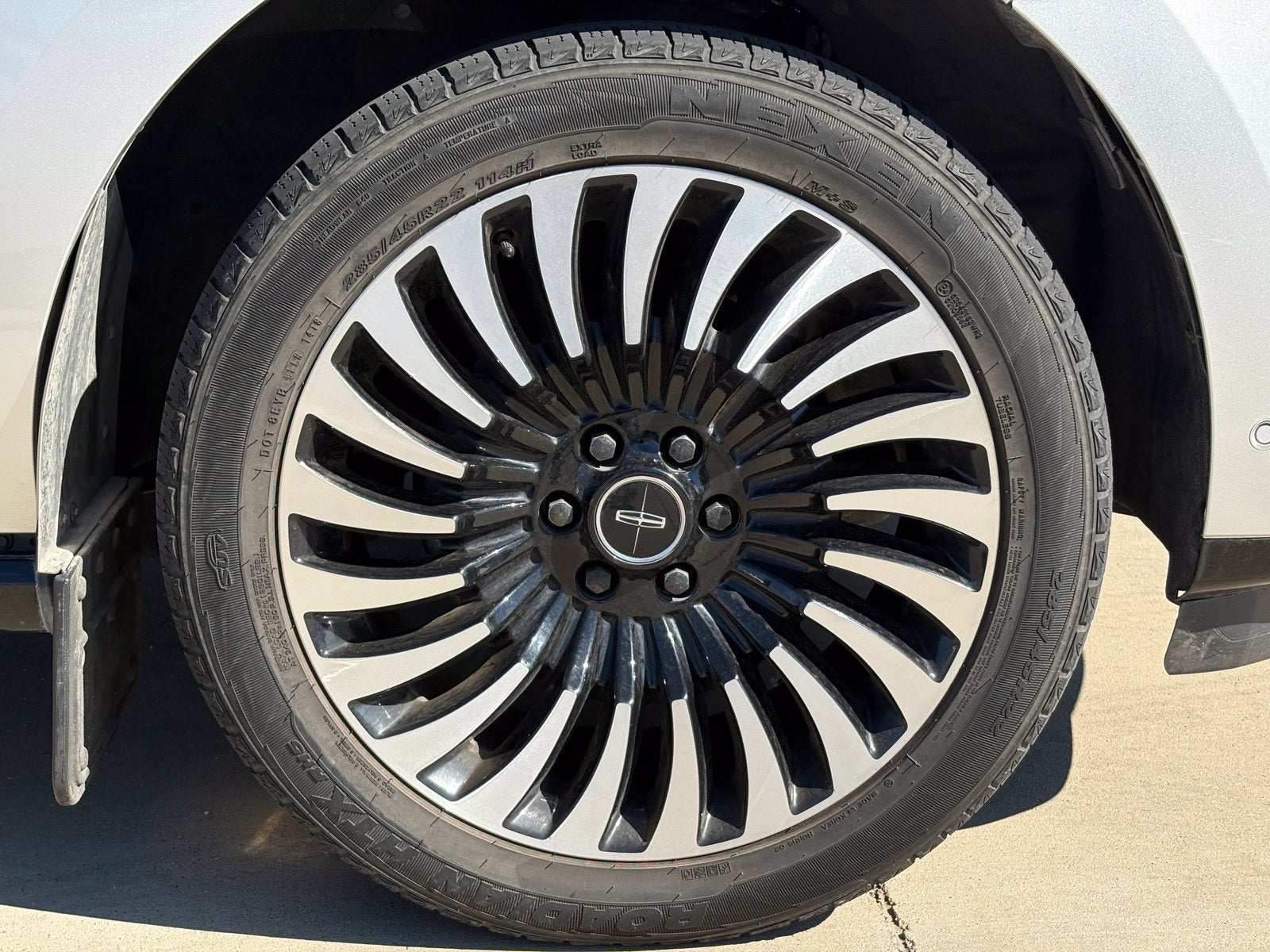 2019 Lincoln Navigator Black Label