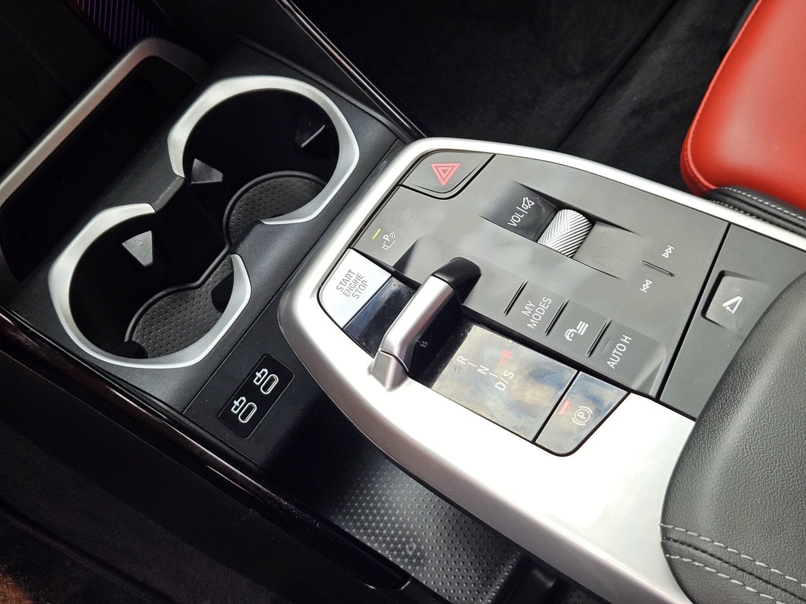 2025 BMW X1 28i - Photo 24