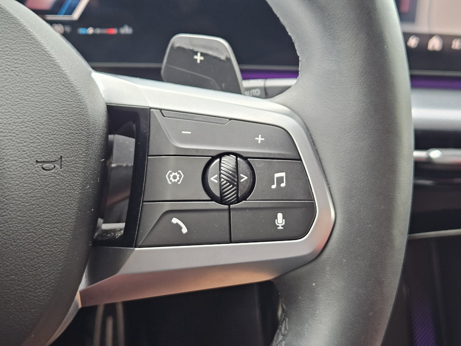 2025 BMW X1 28i - Photo 27