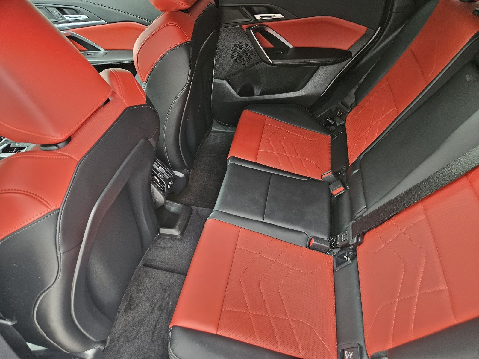2025 BMW X1 28i - Photo 32