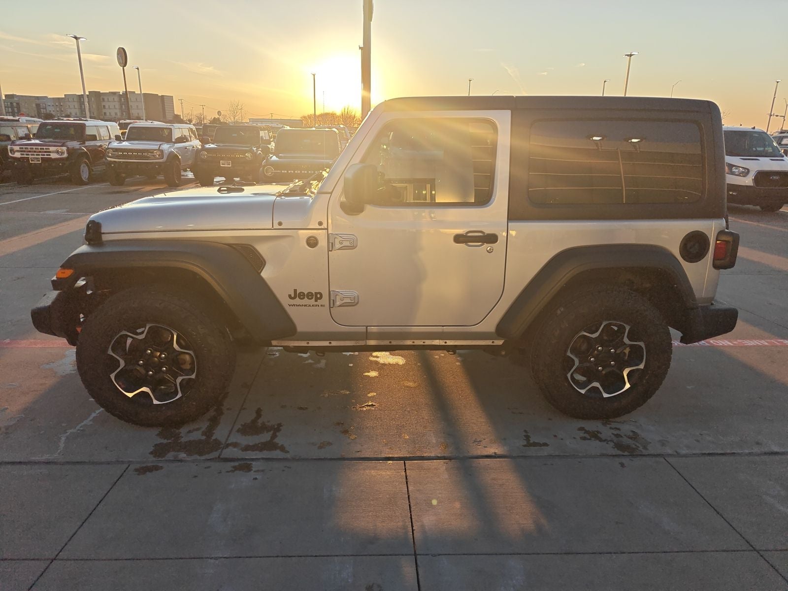 2023 Jeep Wrangler Sport