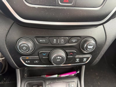 2020 Jeep Cherokee Latitude