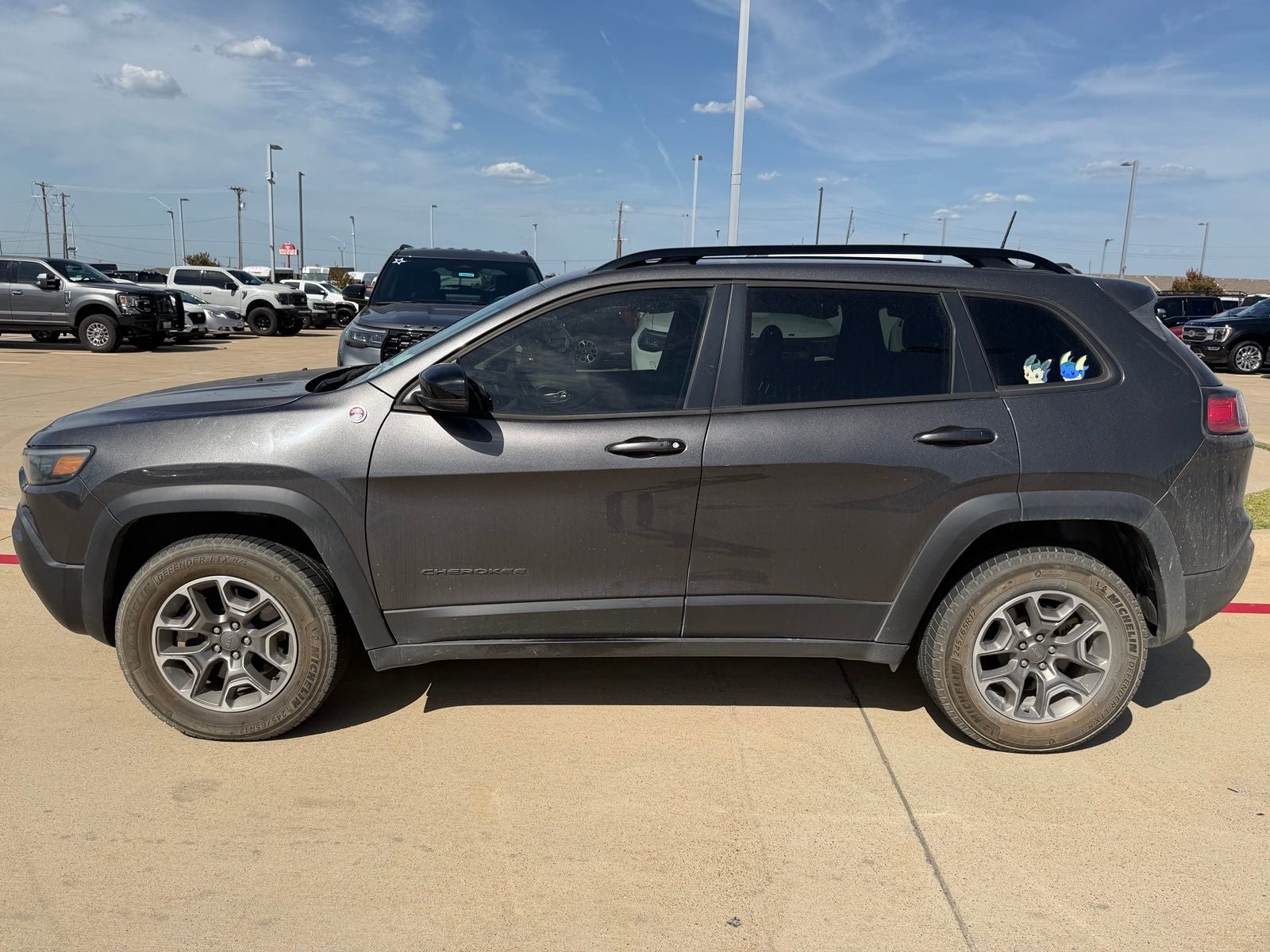 2022 Jeep Cherokee Trailhawk