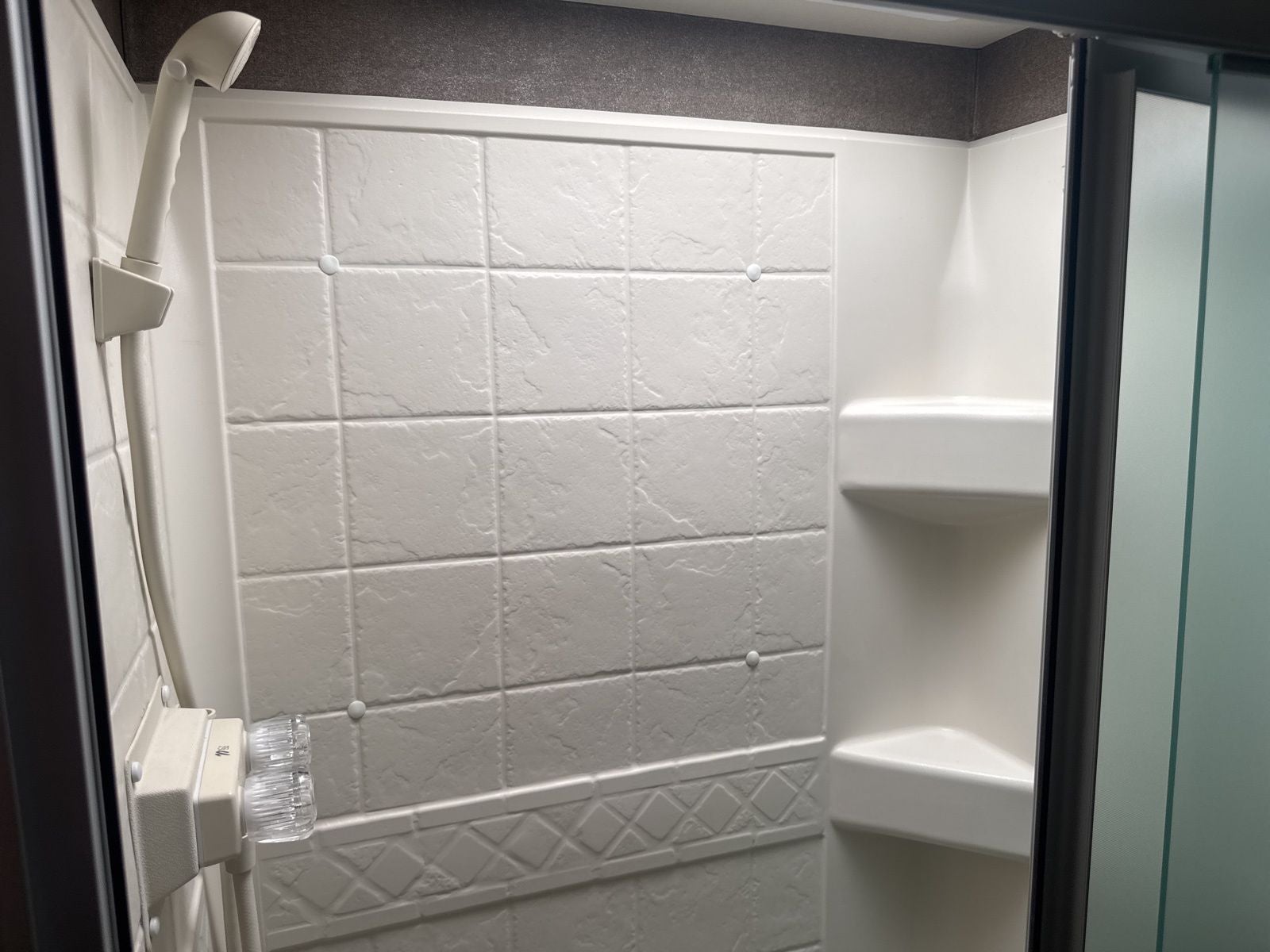 2018 Ford E-450SD Base