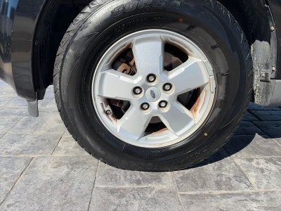 2010 Ford Escape XLS