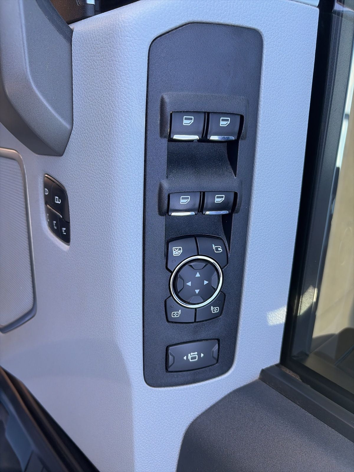 2022 Ford F-250SD Limited