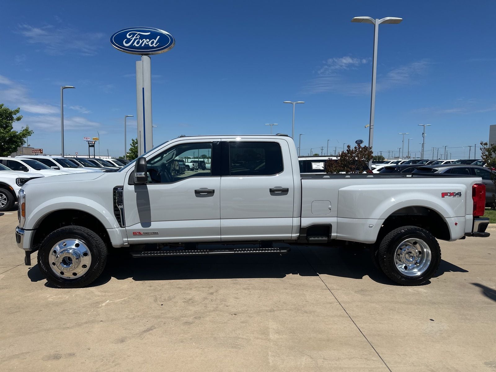 2026 Ford F-450SD XLT DRW
