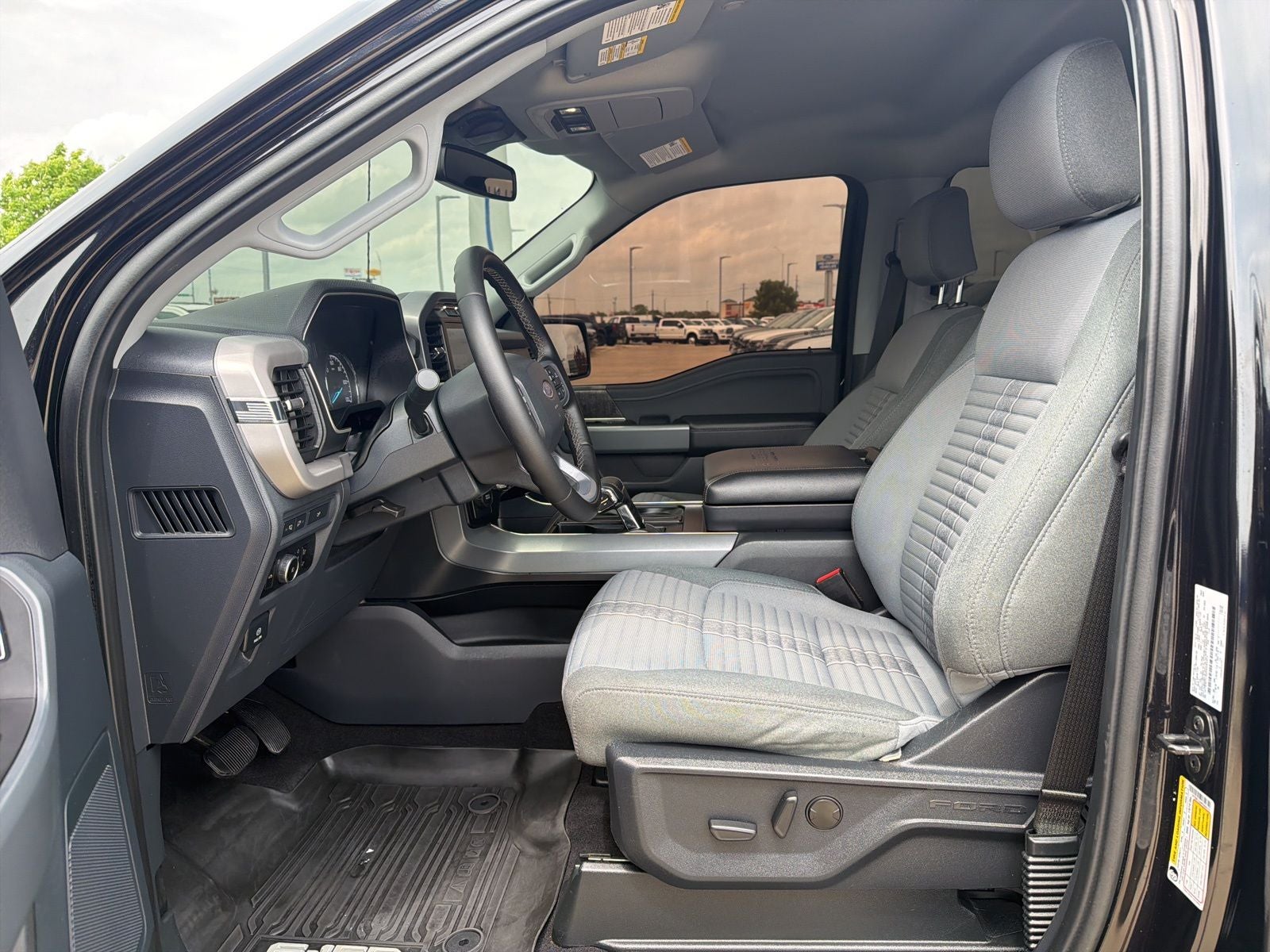 2023 Ford F-150 XLT Heritage Edition