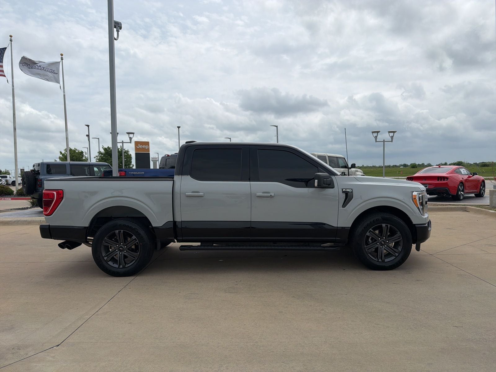 2023 Ford F-150 XLT Heritage Edition