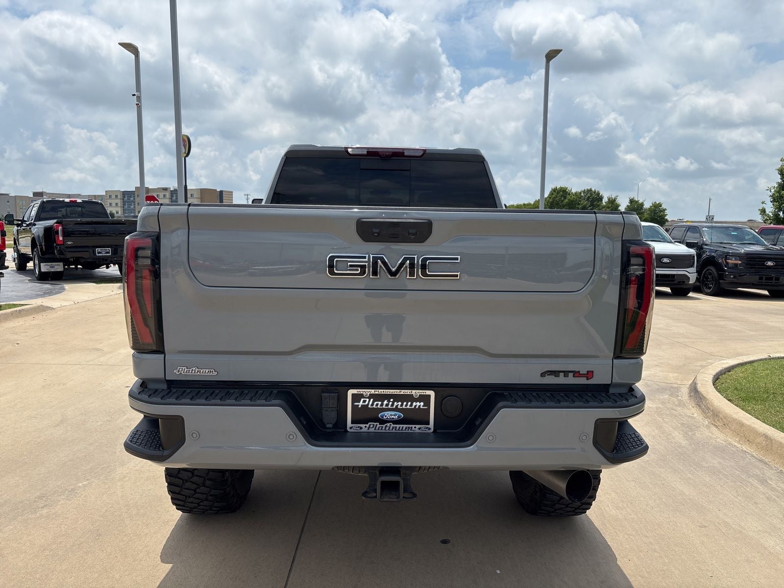 2024 GMC Sierra 2500HD AT4