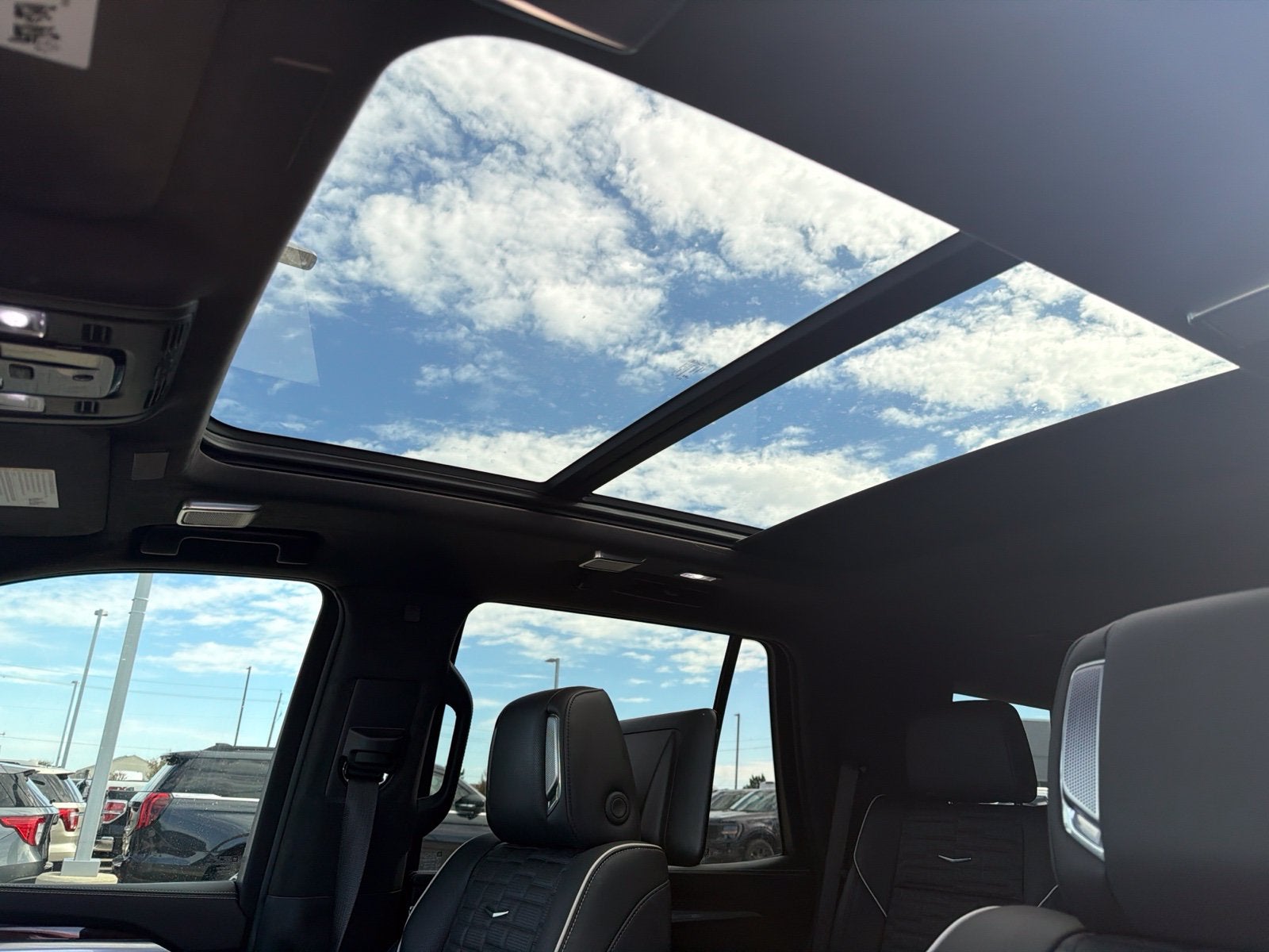 2025 Cadillac Escalade Sport Platinum