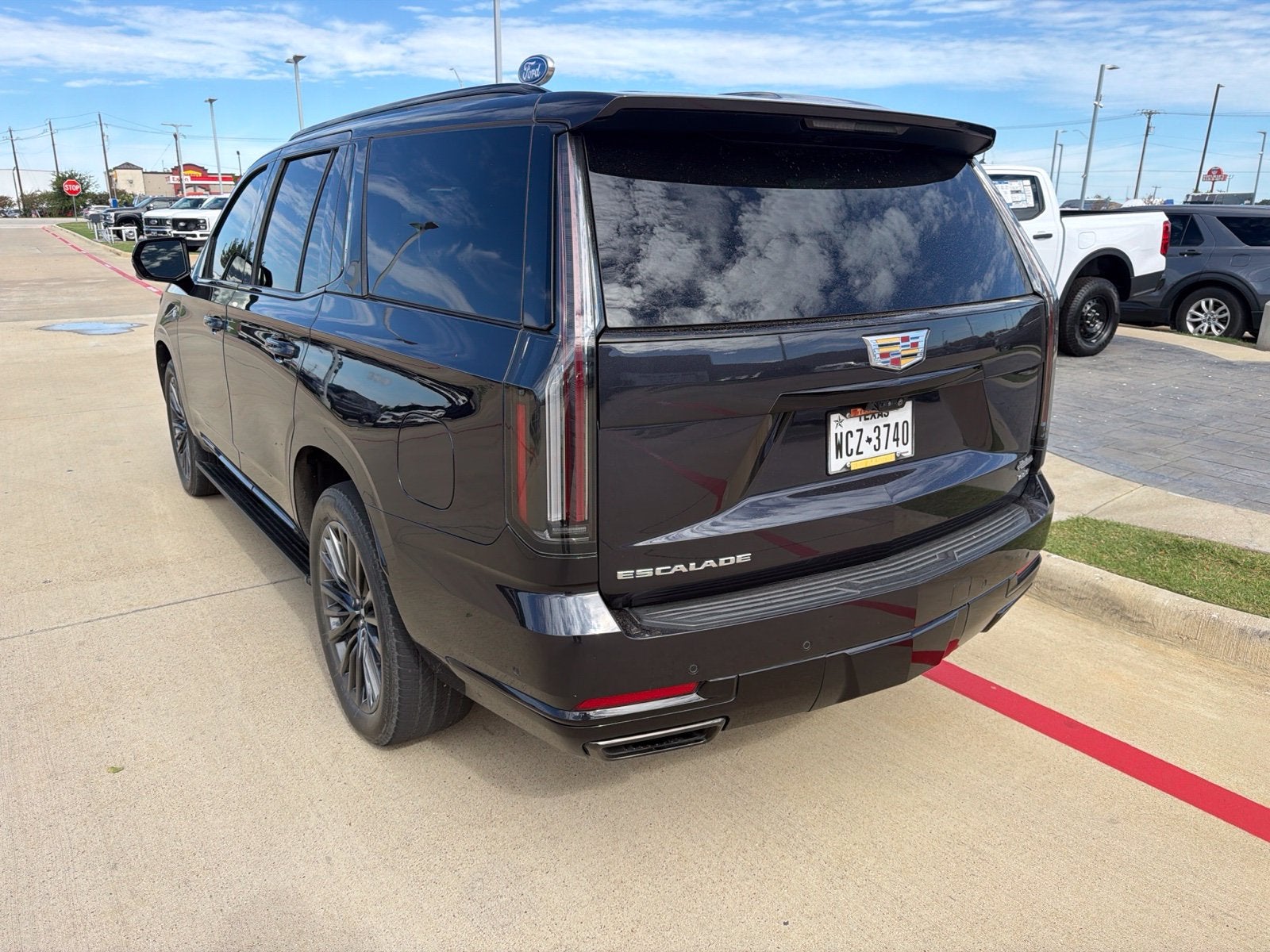 2025 Cadillac Escalade Sport Platinum