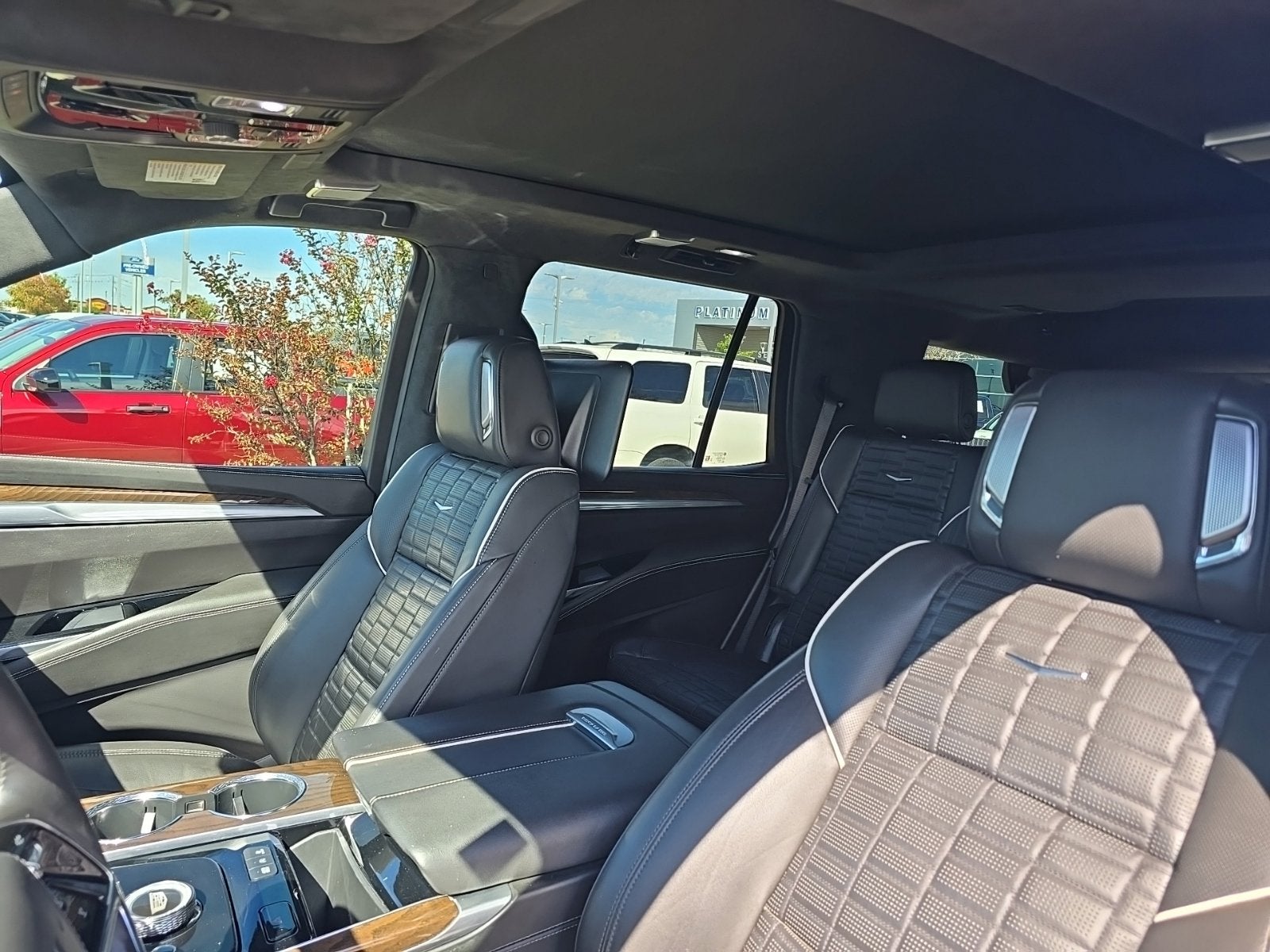 2025 Cadillac Escalade Sport Platinum