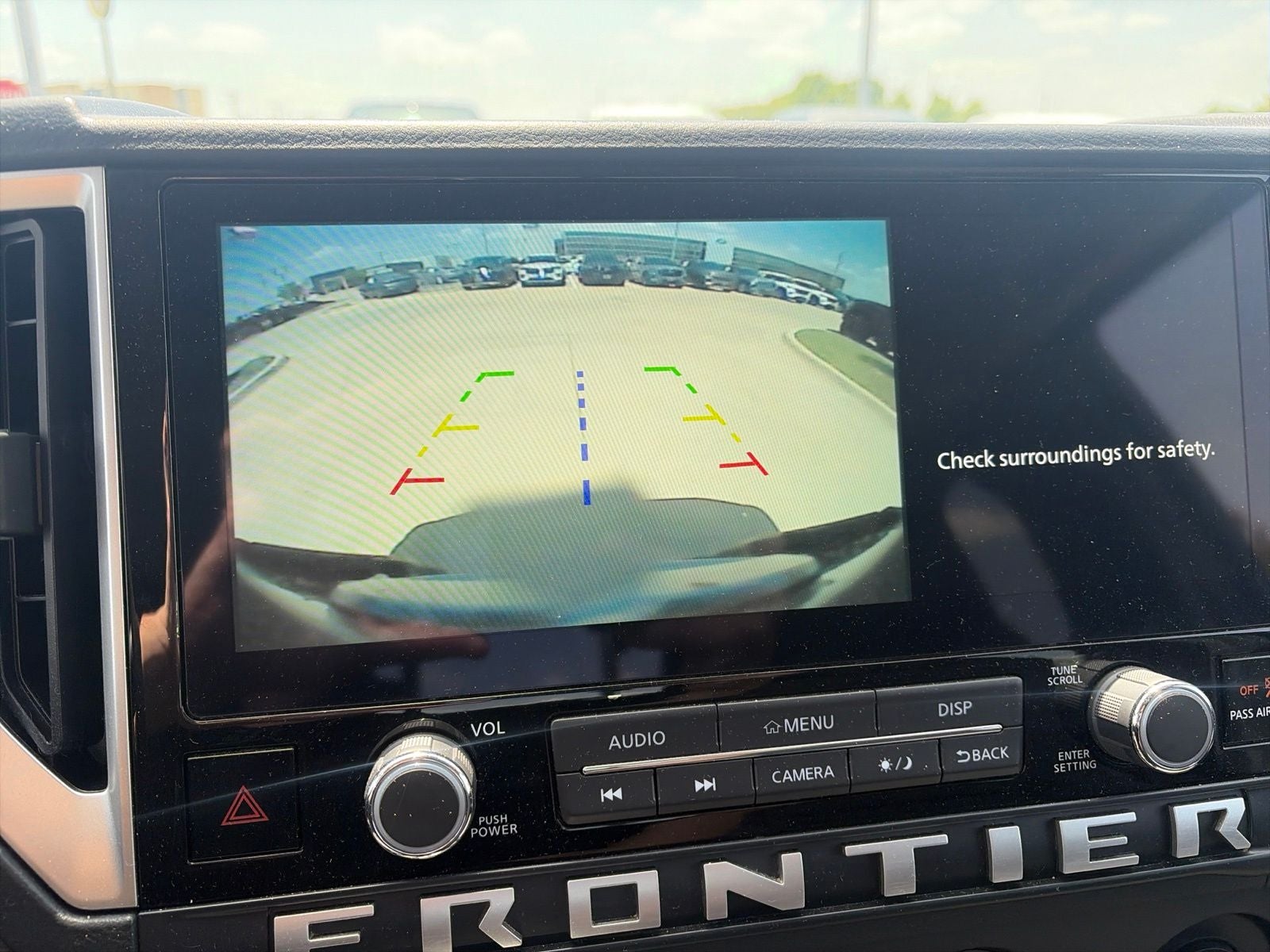 2025 Nissan Frontier SV