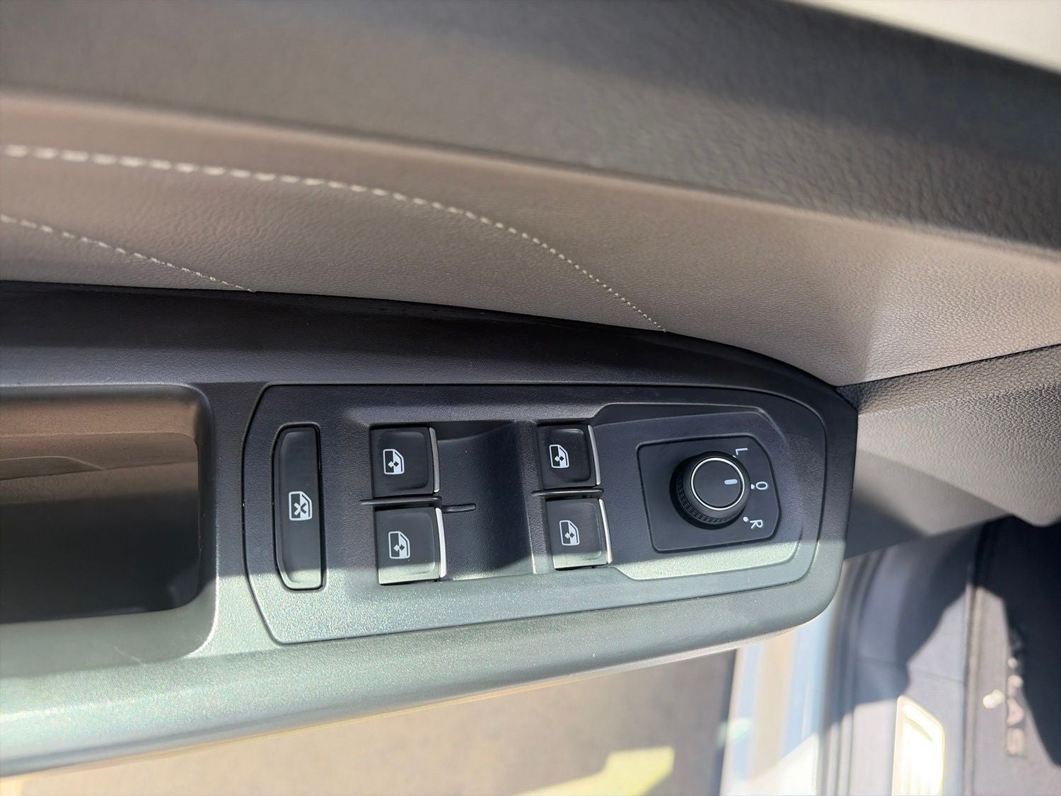 2022 Volkswagen Atlas 2.0T SE w/Technology