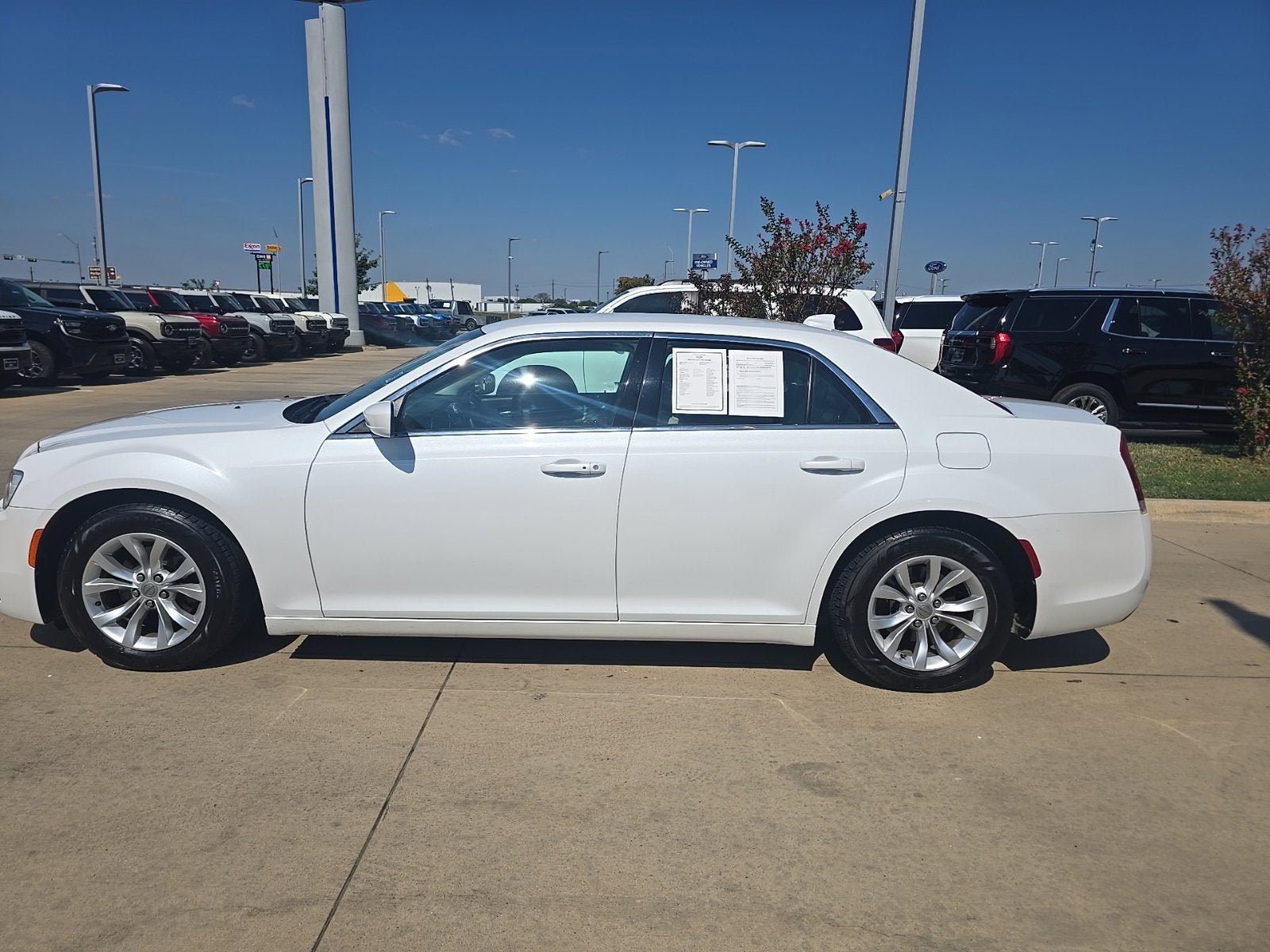 2015 Chrysler 300 Limited