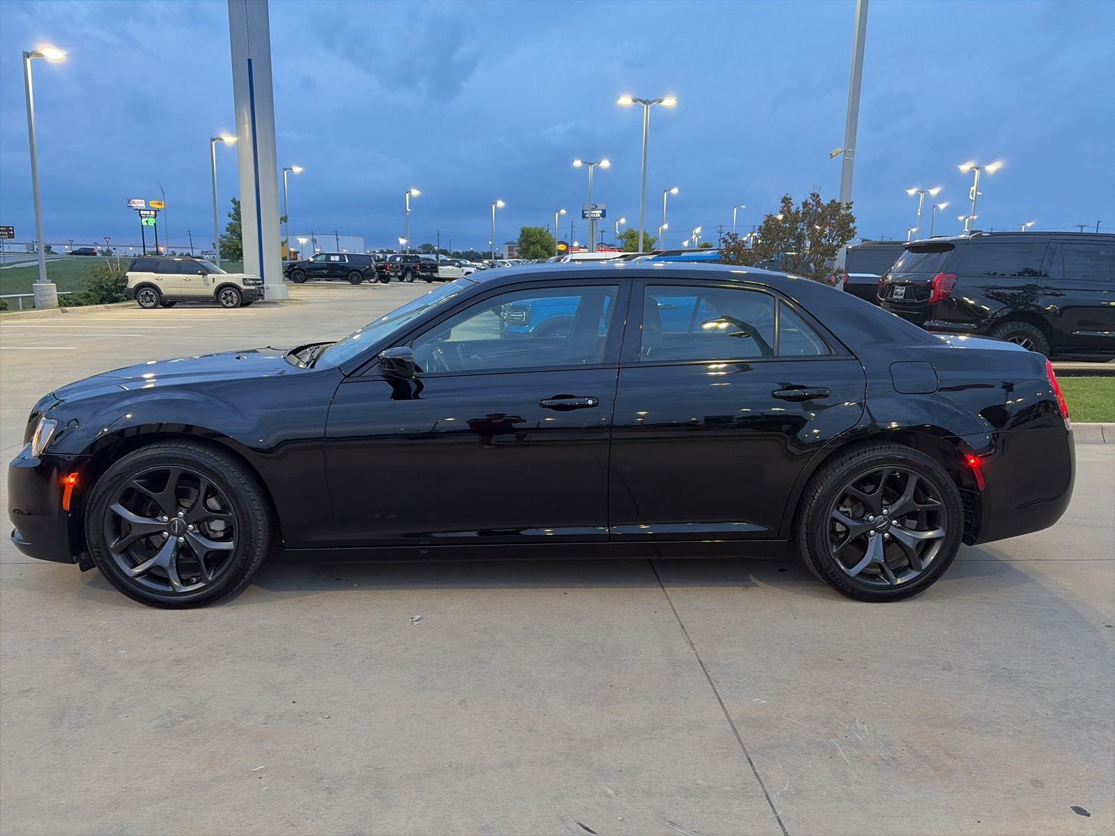 2023 Chrysler 300 Touring