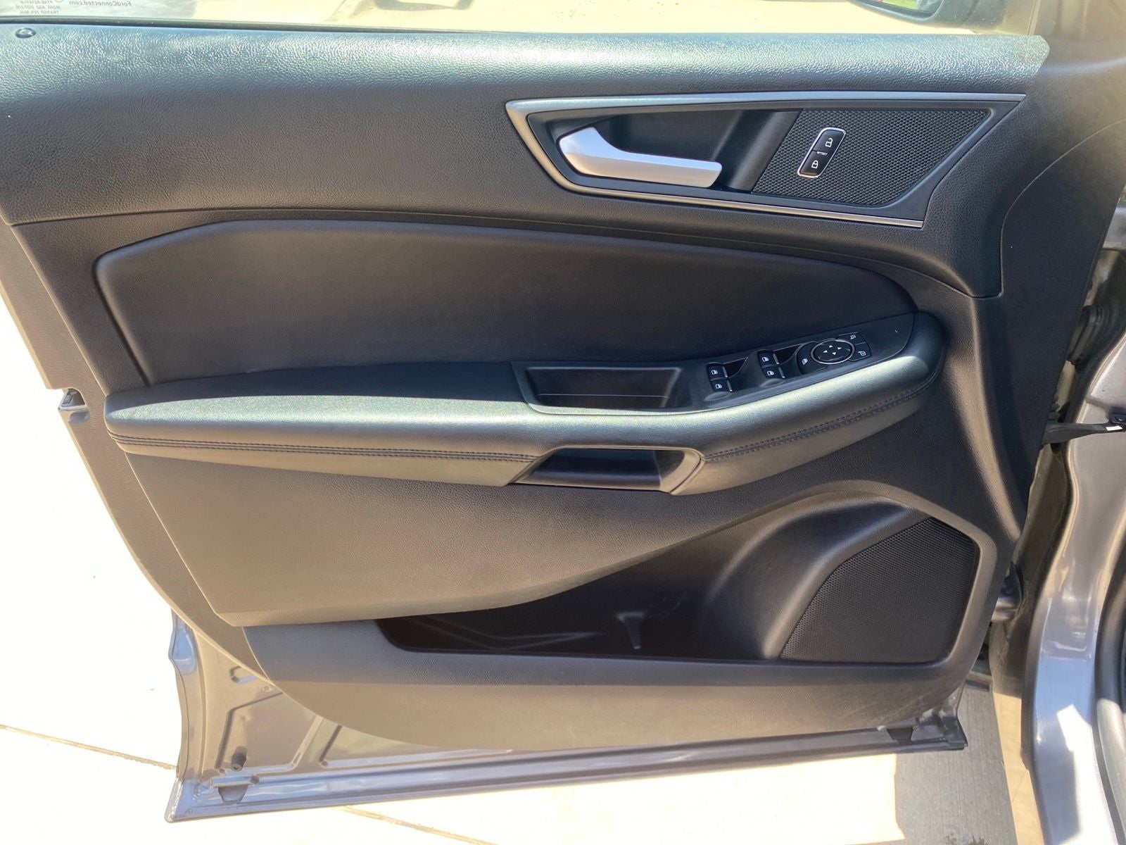 2021 Ford Edge SE
