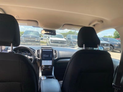 2021 Ford Edge SE