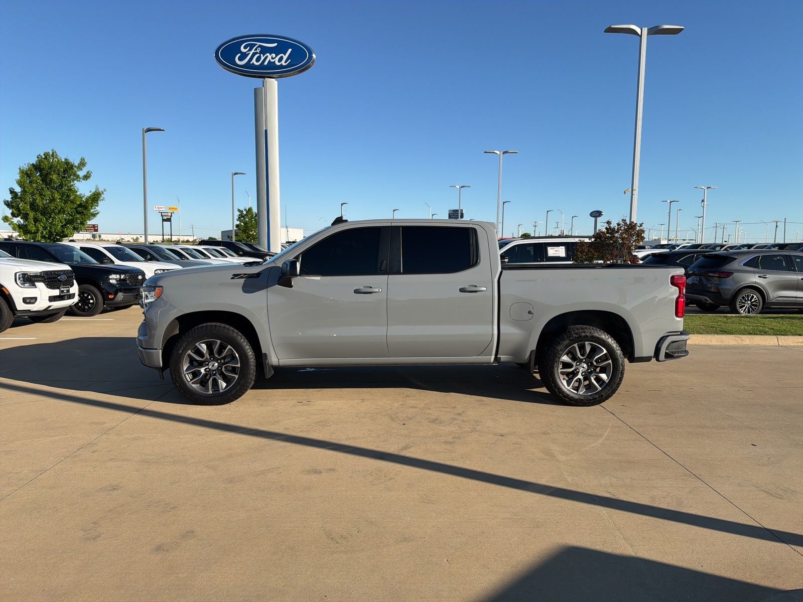 2024 Chevrolet Silverado 1500 RST