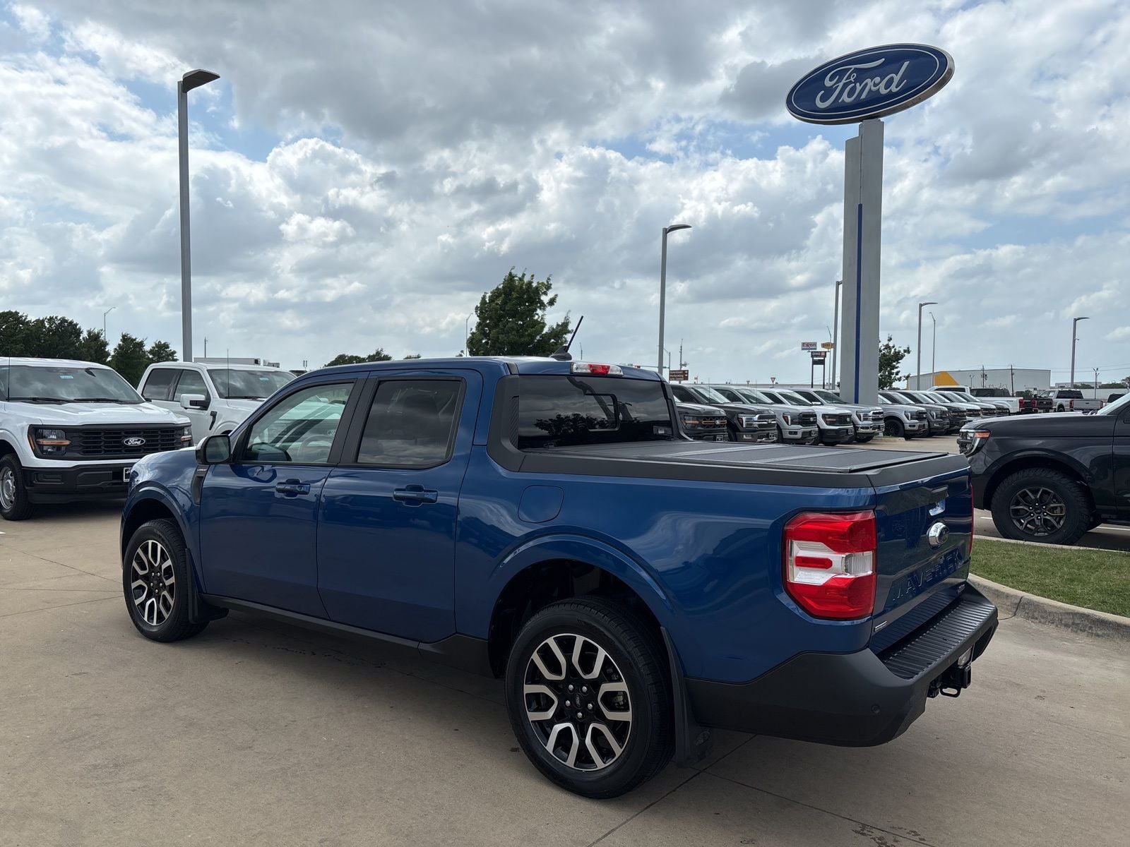 2024 Ford Maverick Lariat