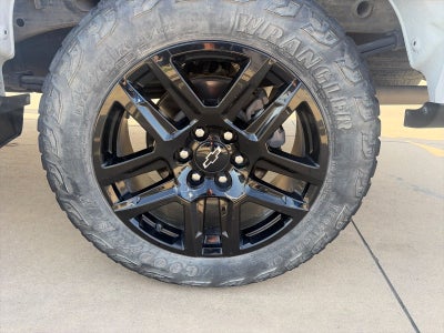 2022 Chevrolet Silverado 1500 Custom Trail Boss