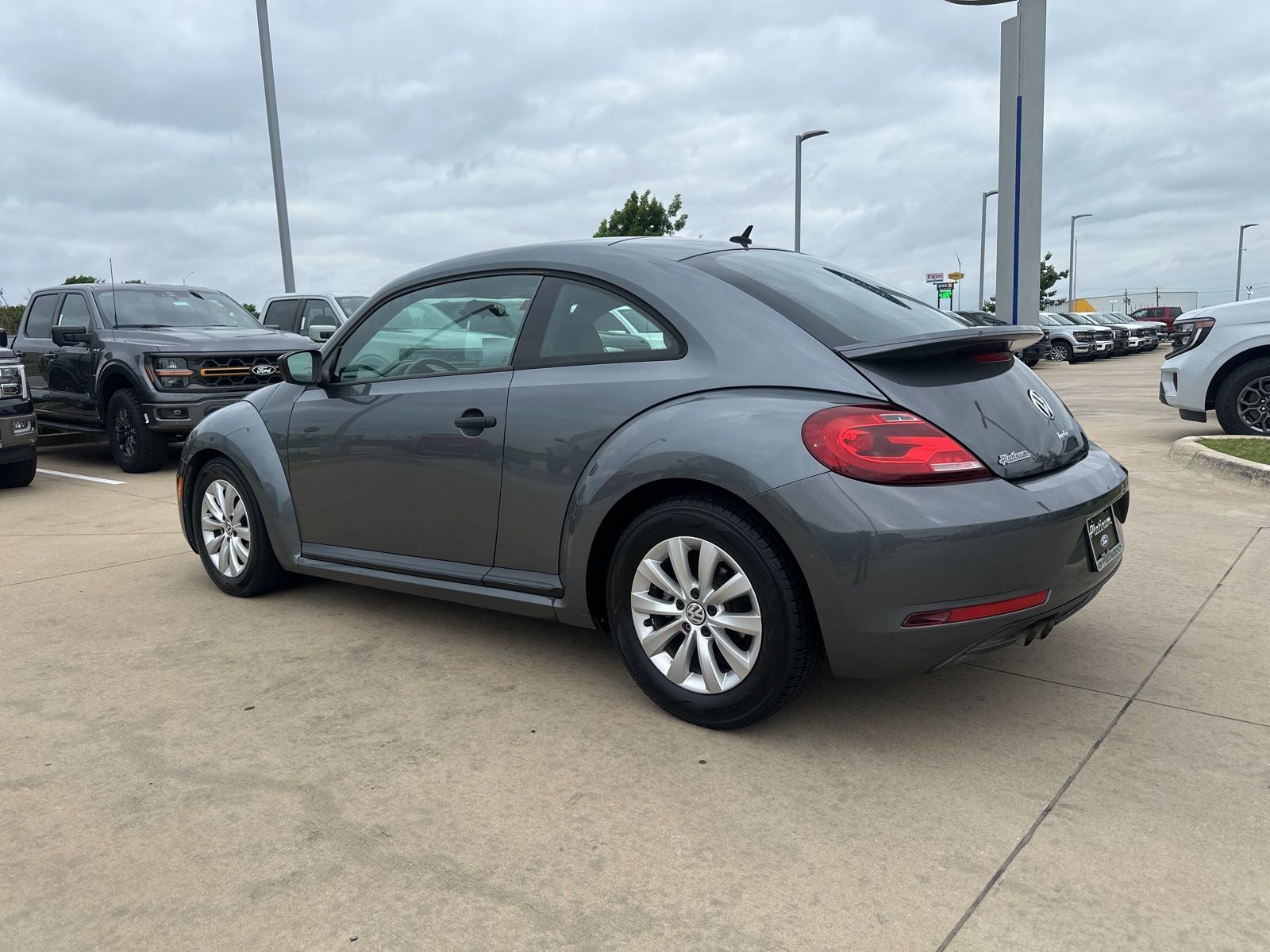 2018 Volkswagen Beetle 2.0T S