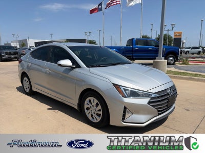 2020 Hyundai Elantra SE