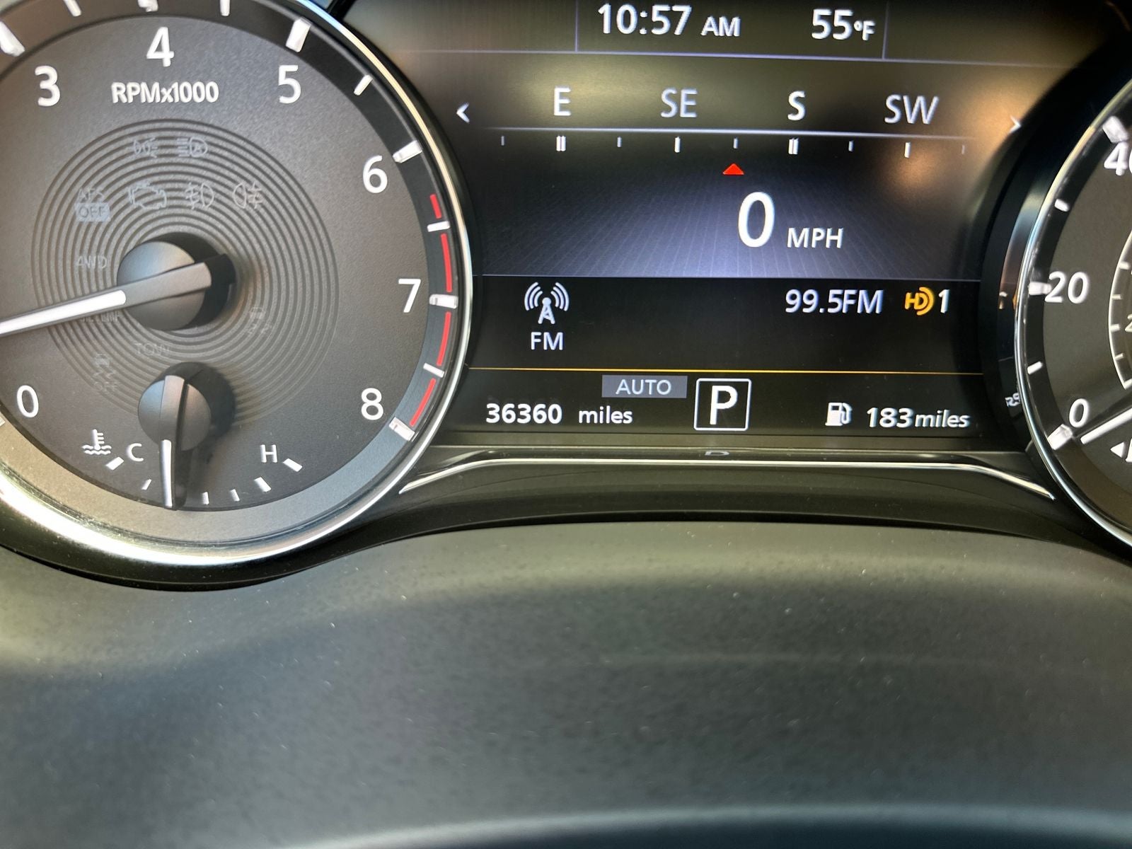 2024 INFINITI QX80 LUXE