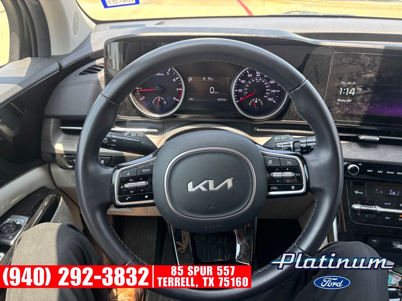 2024 Kia Carnival EX