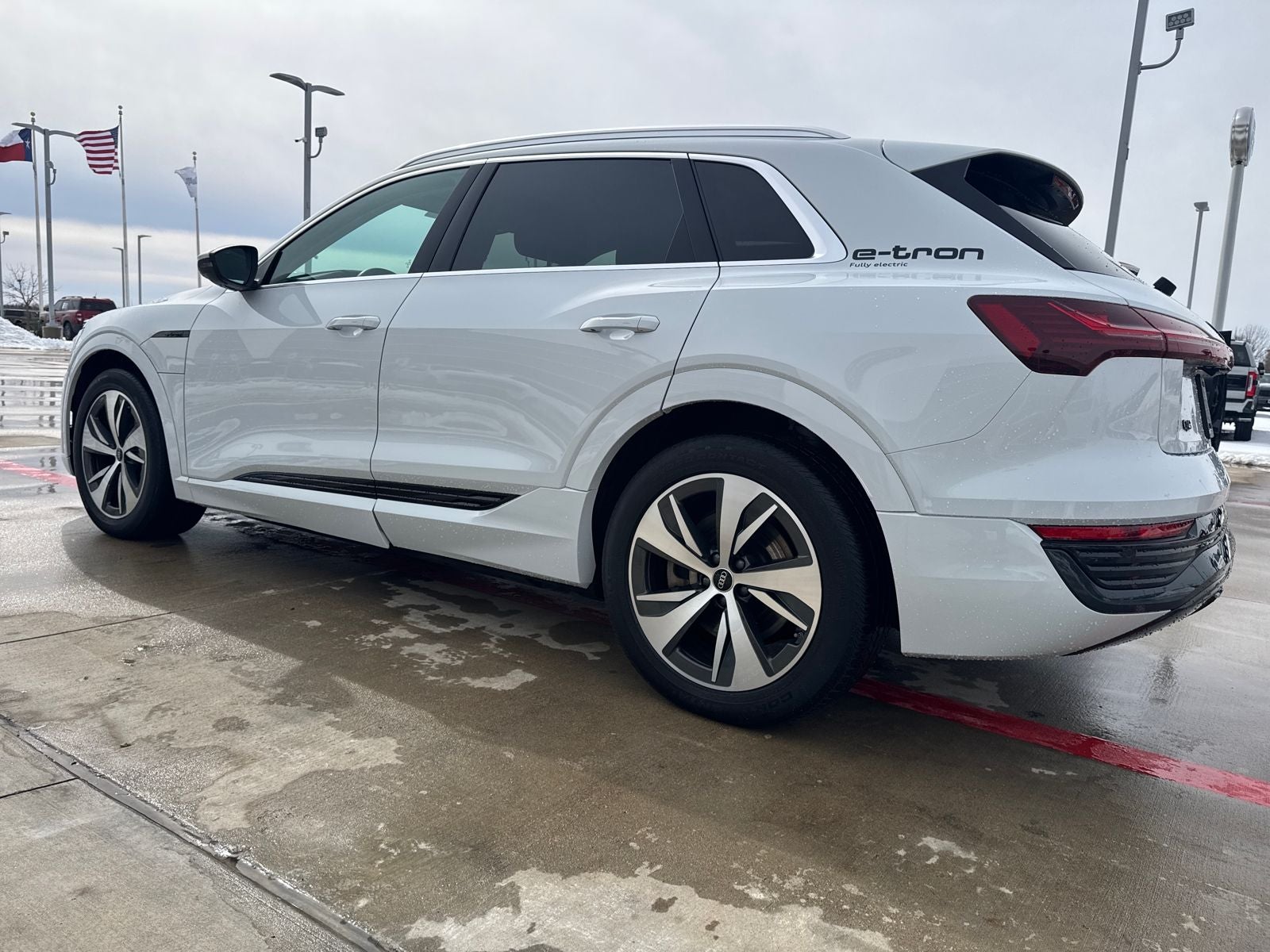 2024 Audi Q8 e-tron Premium quattro