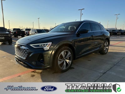 2024 Audi Q8 e-tron Premium Plus quattro