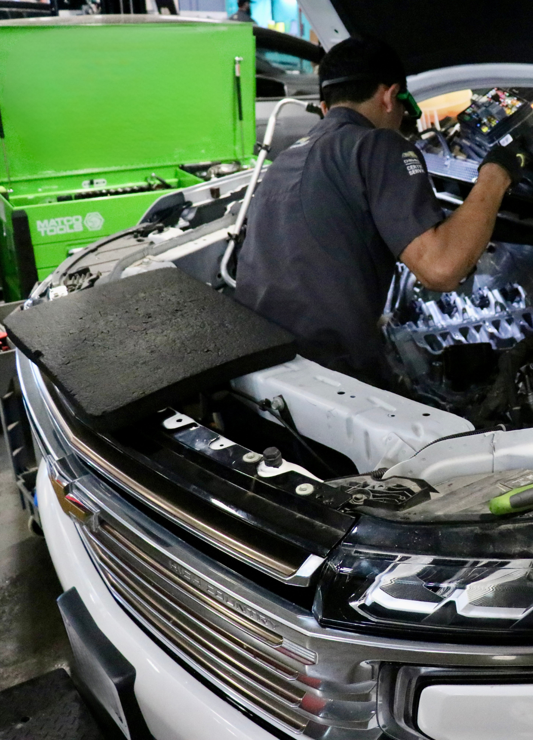 LET OUR FACTORY TRAINED TECHNICIANS TAKE CARE OF YOUR VEHICLE!